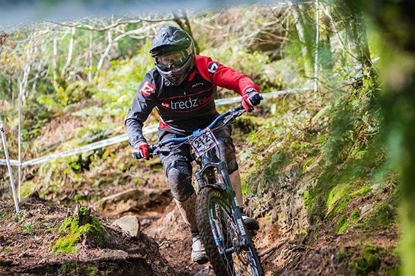 Lindsay smashing the trails at Afan